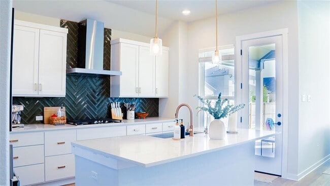 Foto del edificio - 2825 Roost Ln