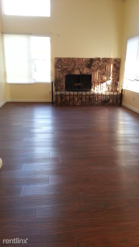 Building Photo - 5 br, 2.5 bath House - 820 Firethorn St
