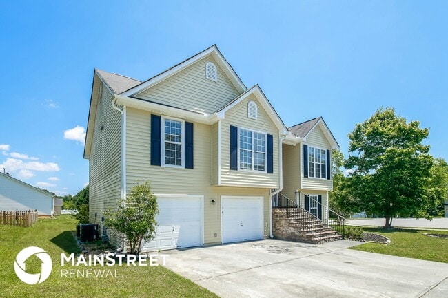 Building Photo - 5081 Meadow Trce