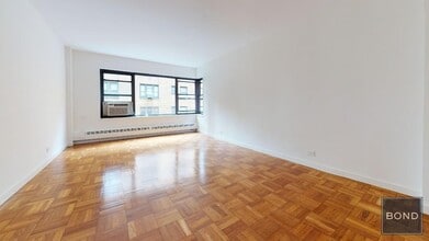 Building Photo - 412 E 55th St