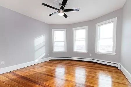 Foto del edificio - 149 Fisher Ave