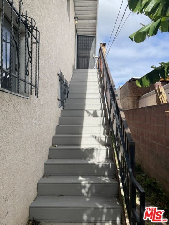 Foto del edificio - 4815 Normandie Ave