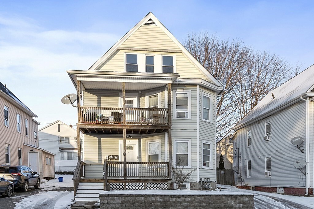 Primary Photo - 8 Doane St