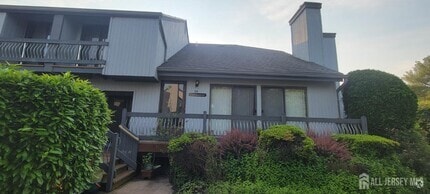 Building Photo - 24 Cotoneaster Ct
