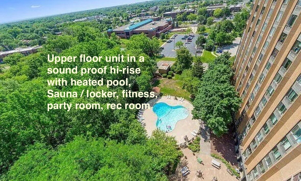 Foto principal - 1 Renaissance Pl