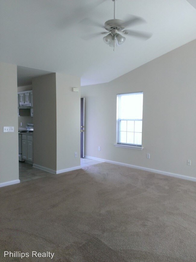 Building Photo - 3 br, 2 bath House - 915 Silvercrest Drive