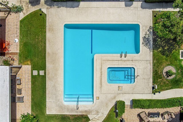 Foto del edificio - 500 W Arenas Rd