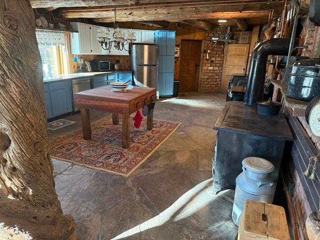 Foto del edificio - 43393 Co Rd M