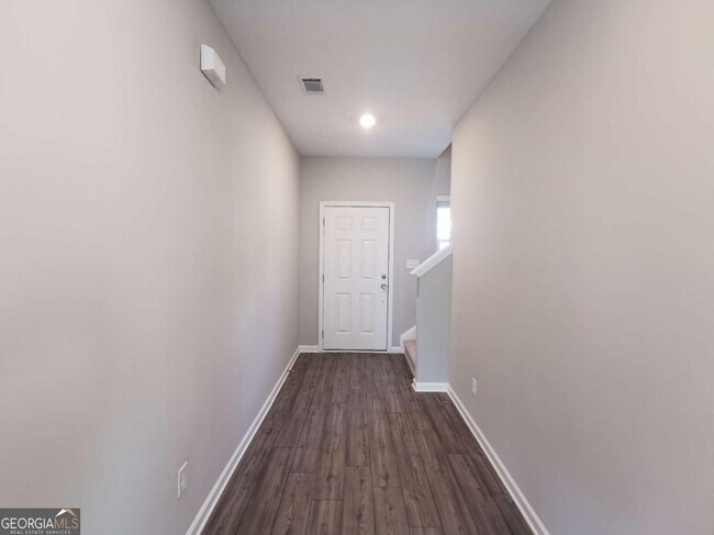 Building Photo - 4616 Waxwing St