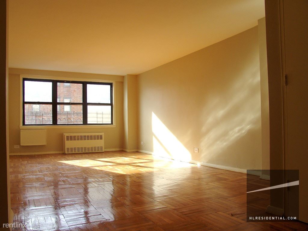 Primary Photo - 65 E 19th St