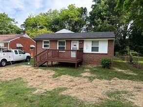 Building Photo - 1009 E Devonshire St