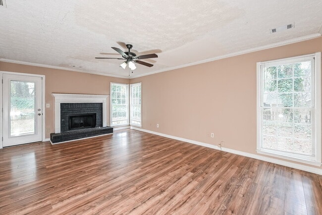 Building Photo - 2128 Blue Martin Ct