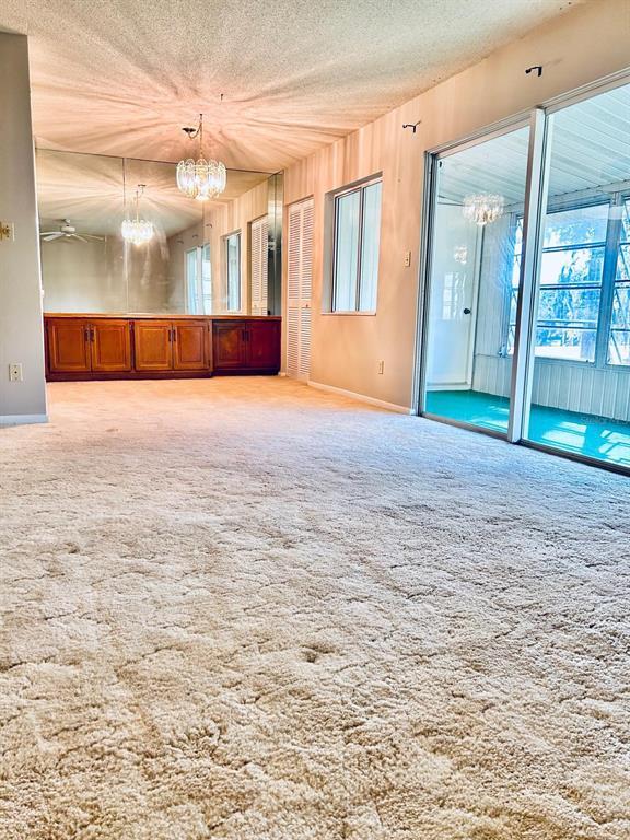Building Photo - 592 Fairways Cir
