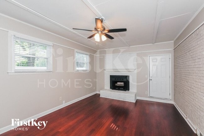 Building Photo - 120 Keowee Cir