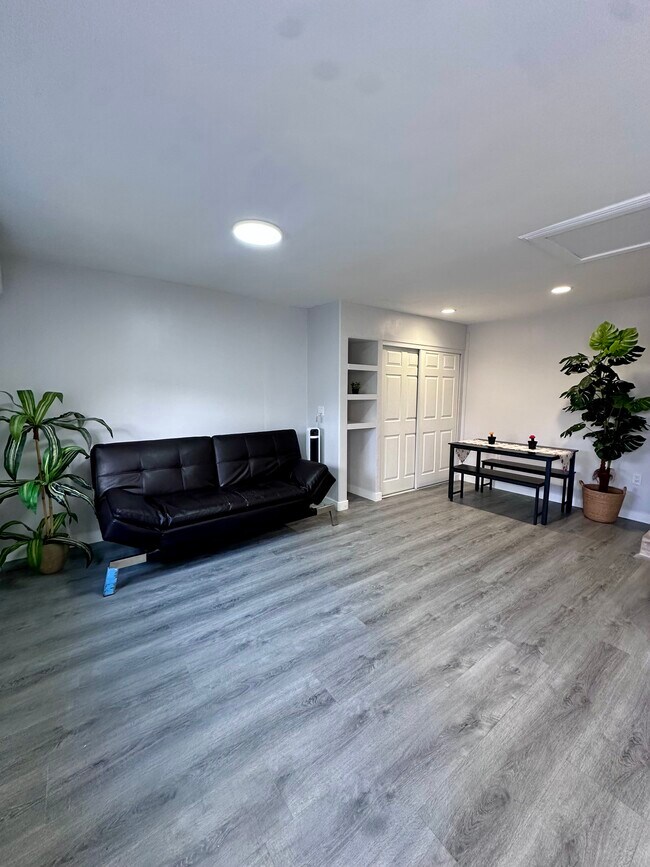 Foto del edificio - 12122 183rd St