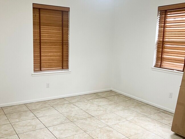 Foto del edificio - 1934 Co Hwy 3280