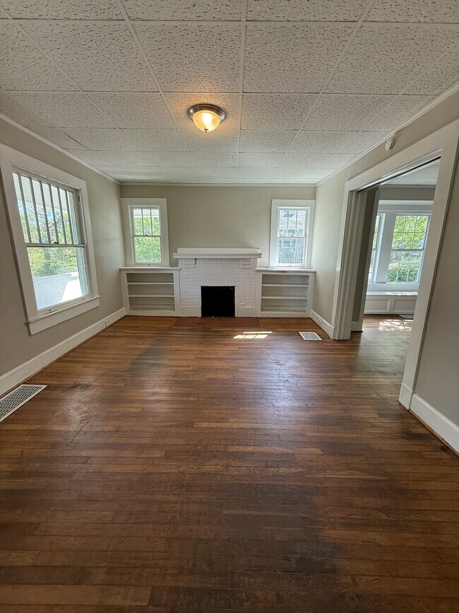 Building Photo - 1545 29th Street Ensley