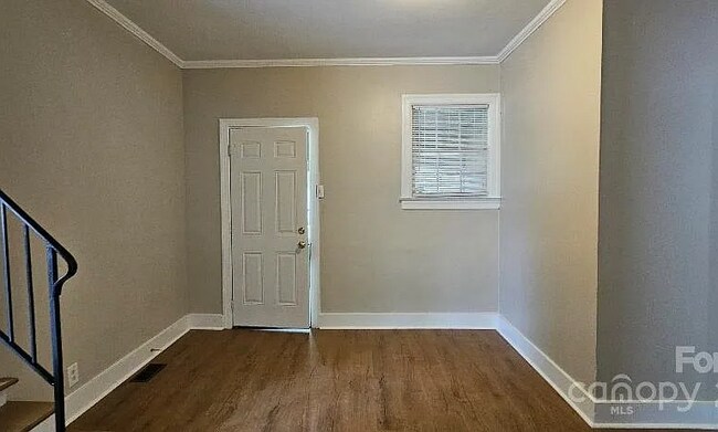 Foto del edificio - 2828 Bellhaven Cir