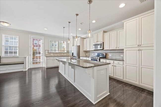 Building Photo - 535 Grand Central Sta