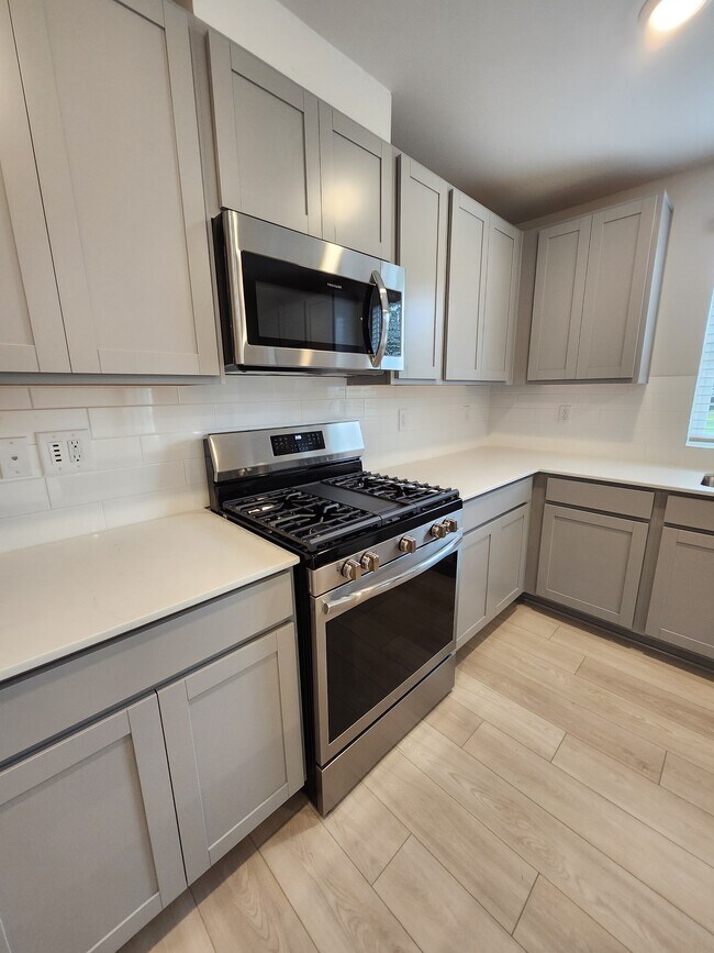 Foto del edificio - 727 Peyden Ln