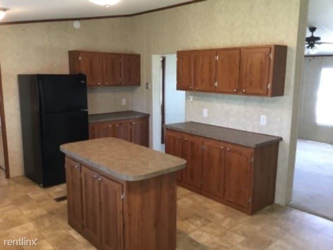 Building Photo - 3 br, 2 bath Mobile Home - 516 Cedar Knoll