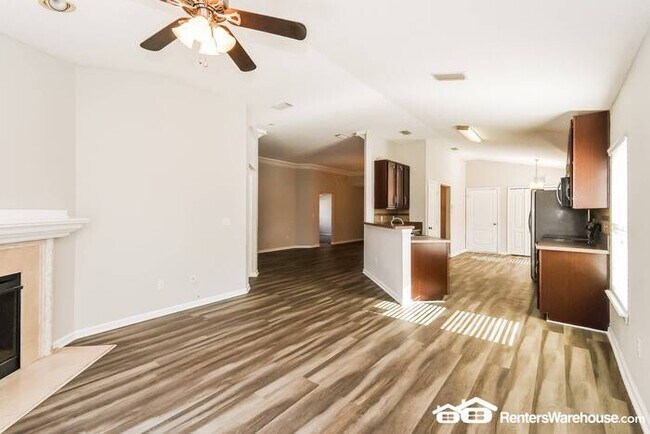 Foto del edificio - Reduced!