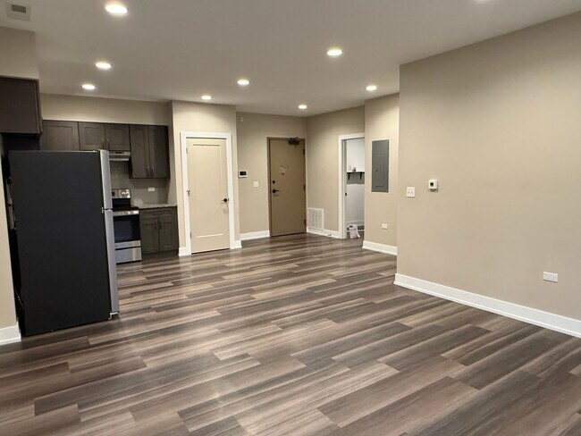 Foto del edificio - 400 E Hillcrest Dr