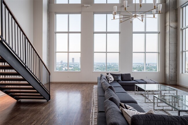 Foto del edificio - 4899 Montrose Blvd