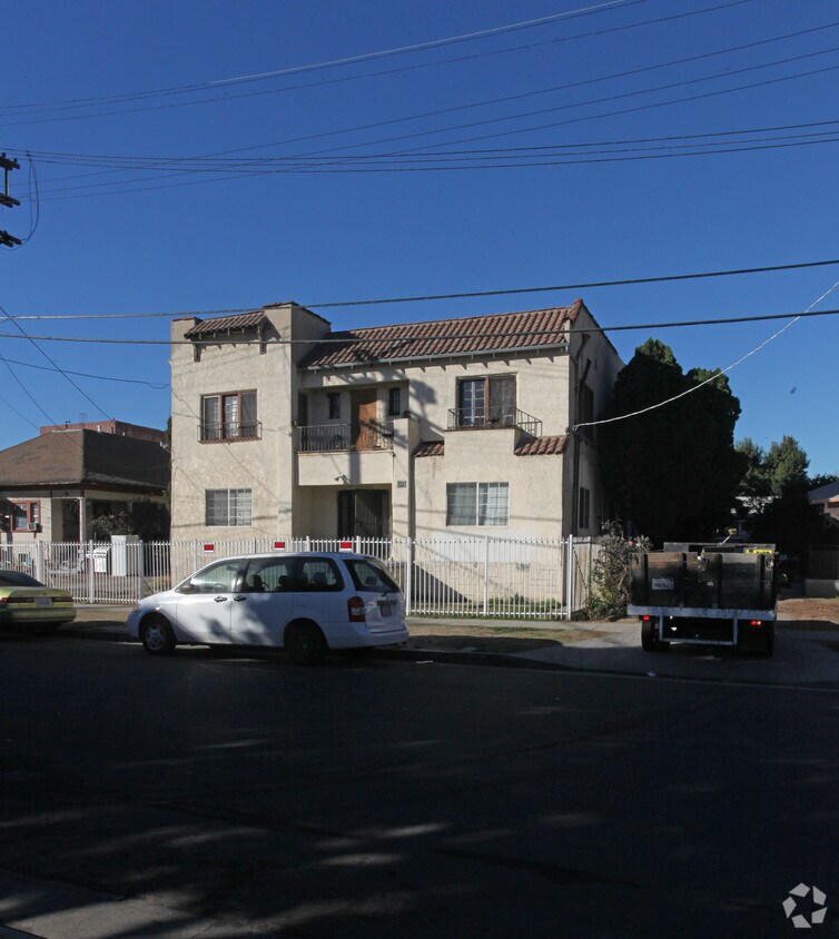 Foto del edificio - 1241 N Berendo St