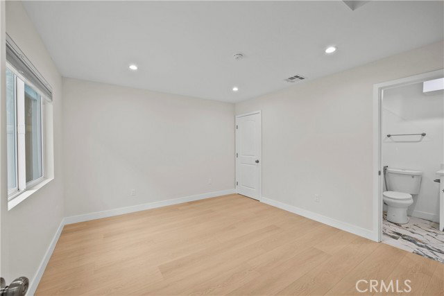 Foto del edificio - 2135 Canyon Dr