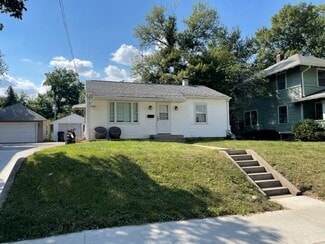 Building Photo - 233 Melrose Ct