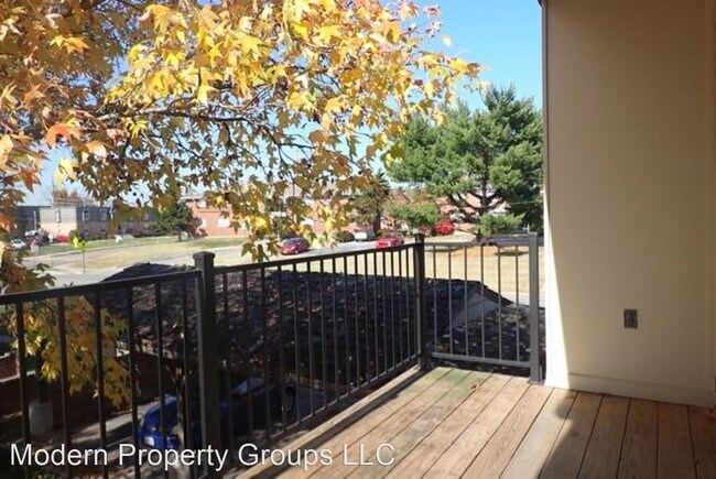 Foto del edificio - 1 br, 1 bath House - 2710 W. Rollins Rd - D15