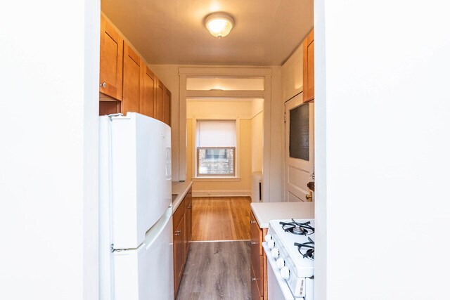 Foto del edificio - 521 W Brompton Ave