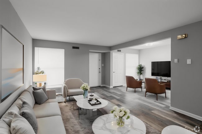 Foto del edificio - Regency Townhomes