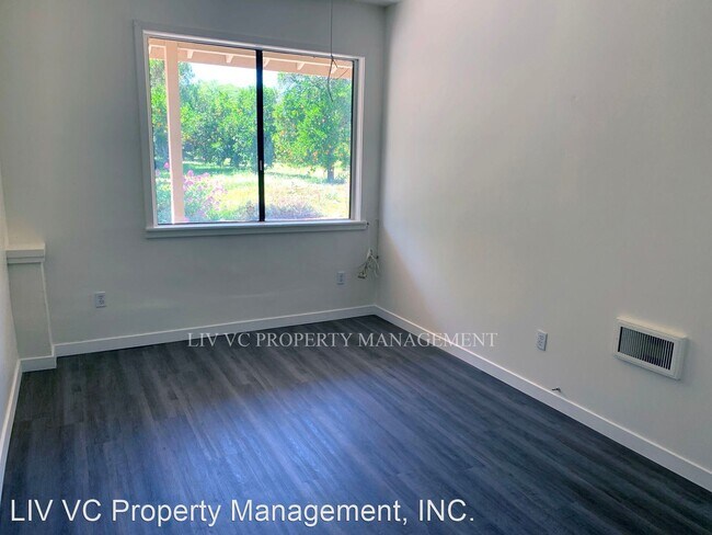 Building Photo - 777 Quail St