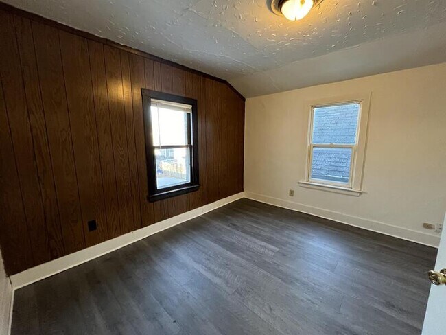 Foto del edificio - 922-924 Erie Avenue - 924