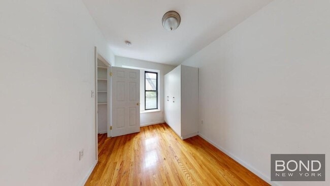 Building Photo - 214 First Avenue