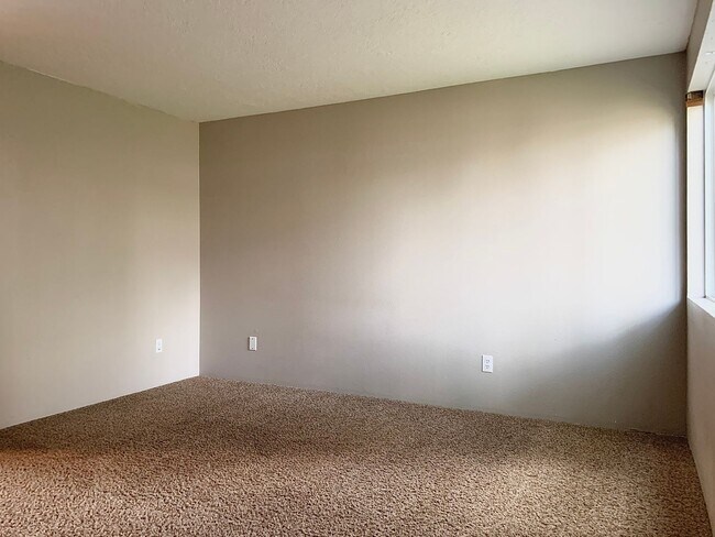 Foto del edificio - 4870-4874 Sunnyside Rd SE #11894