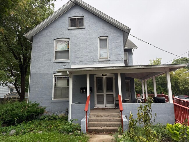 Foto del edificio - 521 Detroit St