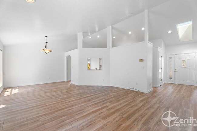 Foto del edificio - 16007 NE 37th St