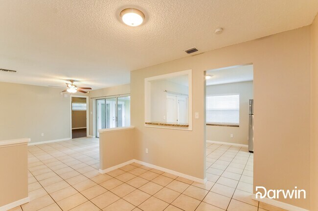 Building Photo - 162 Sunset Dr, Longwood, FL 32750