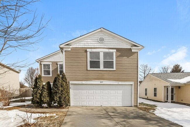 Building Photo - 824 Olmsted Dr