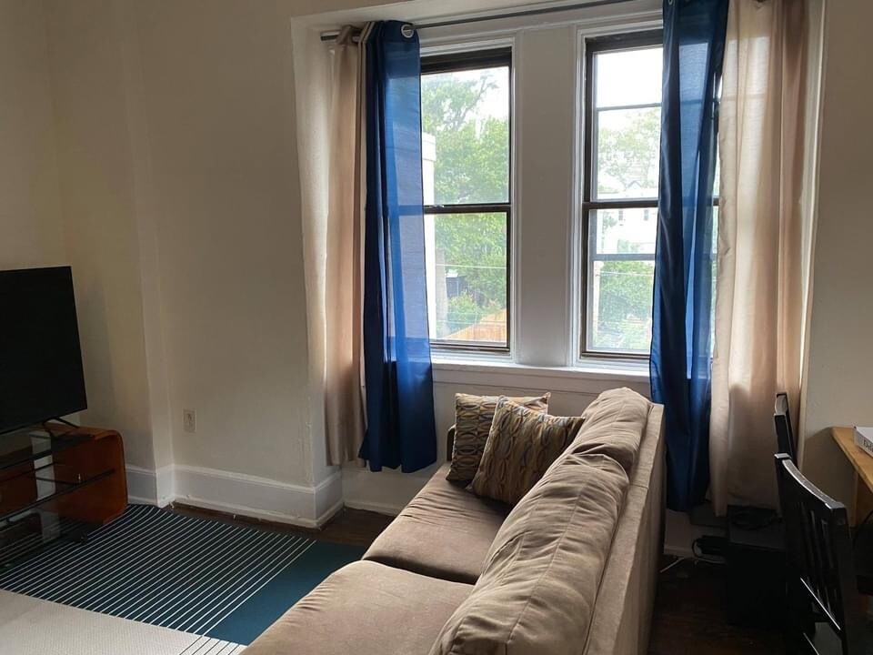 Foto principal - 3315 Powelton Ave
