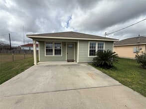 Building Photo - 2724 Avenue D