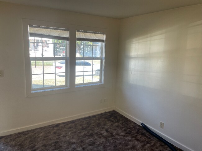 Foto del edificio - 2704 E Haskell St