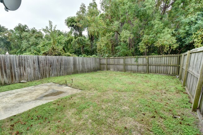 Foto del edificio - 1997 B Todd Cove