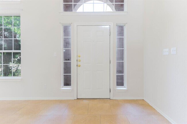 Foto del edificio - 8313 Canola Bend