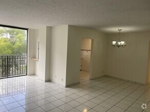 Building Photo - 17011 N Bay Rd