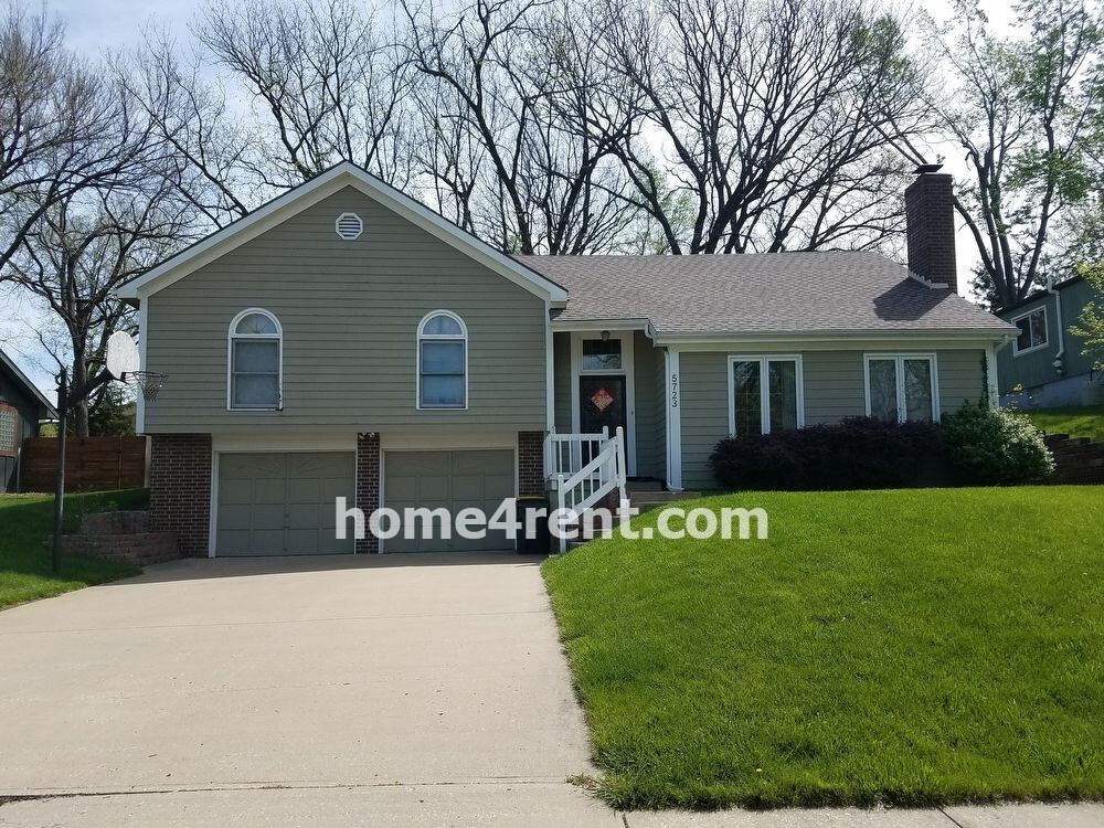 5723 Marty St, Overland Park, KS 66202 House for Rent in Overland