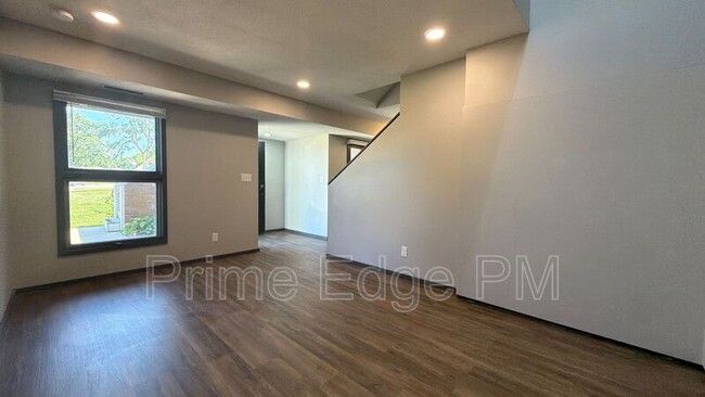 Foto del edificio - 1741 Ridgehaven Ct